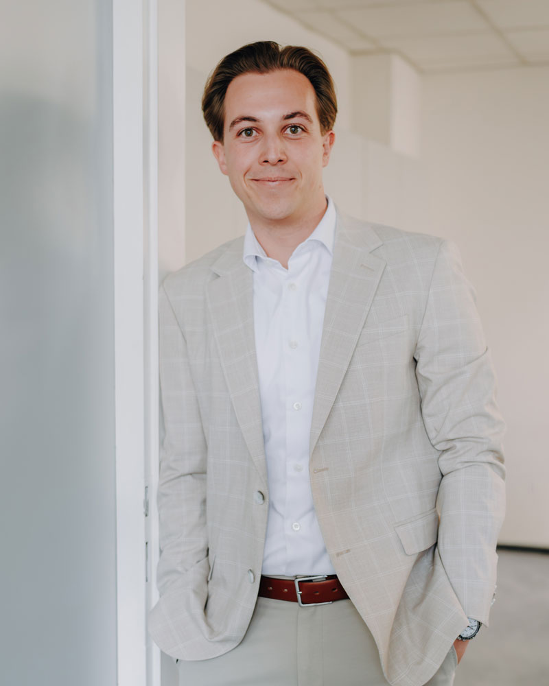 Max W.
<br />
Steuerfachwirt: